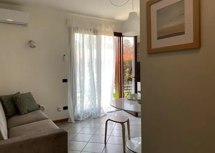 Camille Garden - Free Park Como